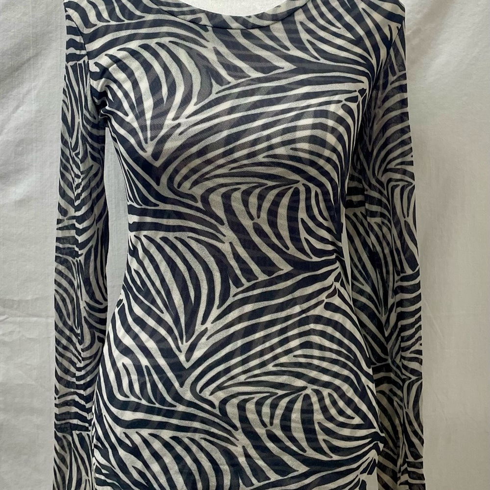 Guess Monochrome Zebra Print Long Sleeve Top